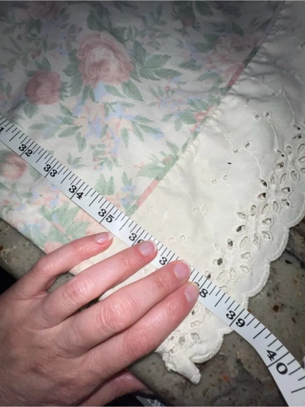 Vintage 80’s Floral Lace Trim Pillowcase Set - Pink and Cream